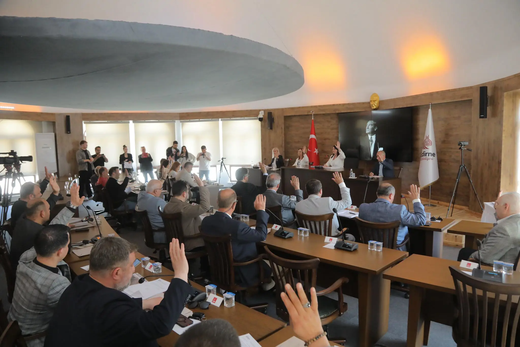 EDİRNE BELEDİYE MECLİSİ MAYIS AYI TOPLANTISI GERÇEKLEŞTİRİLDİ galeri görseli